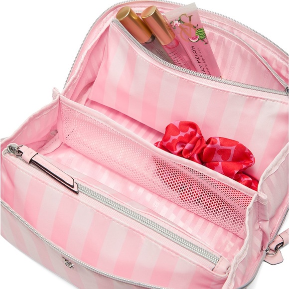 New Victoria's Secret Cosmetic Bag - Picture 2 of 3